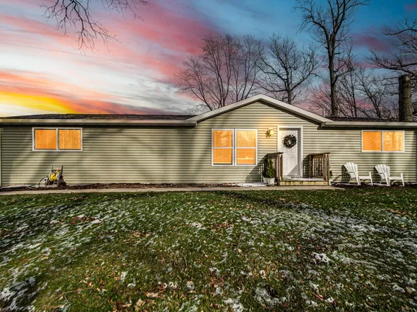 1415 N 200 E, Chesterton, IN 46304