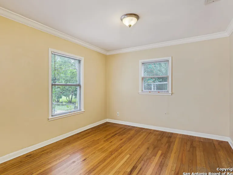 415 N Meadowlane Dr — Photo 6