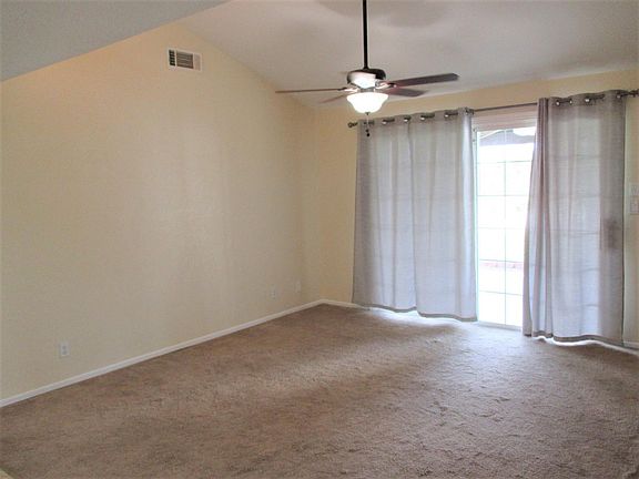 4th image of 27454 Buena Vista St