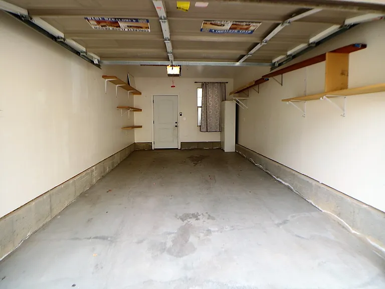 853 S Crescent Row — Photo 22