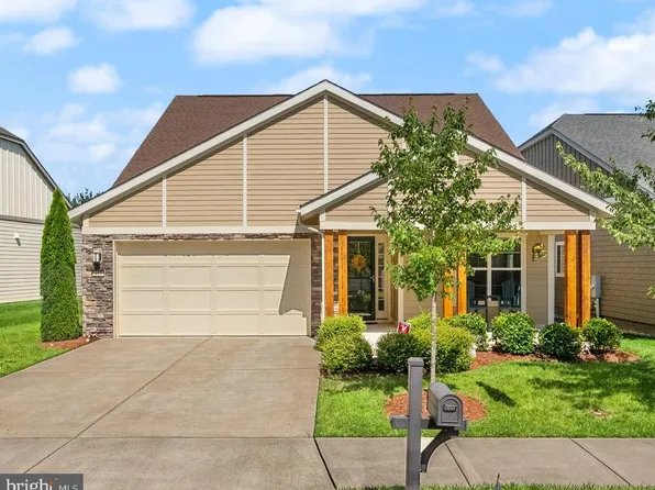 117 Gadwell Ln, Lake Frederick, VA 22630
