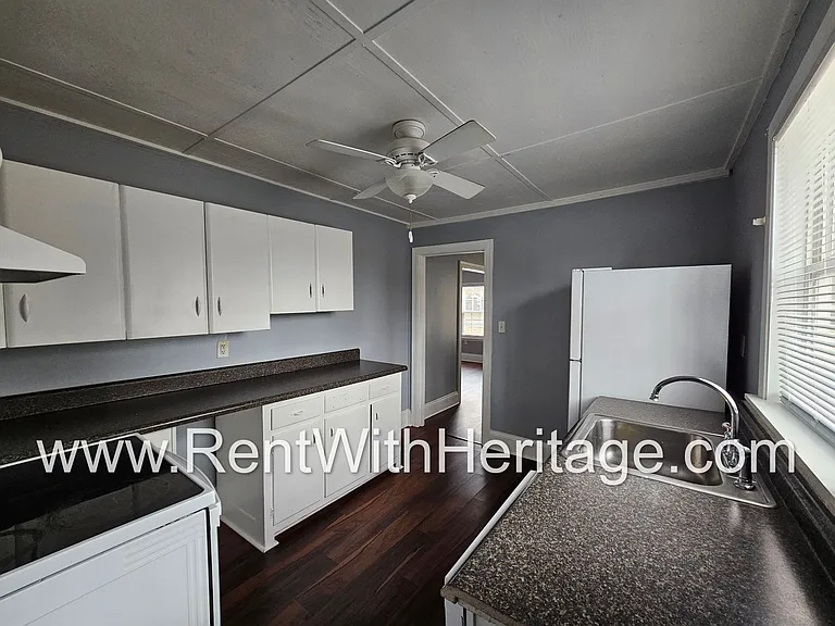 8657 Campbellton St — Photo 16