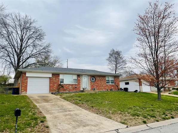 201 Bridgeview Ln, Saint Louis, MO 63129