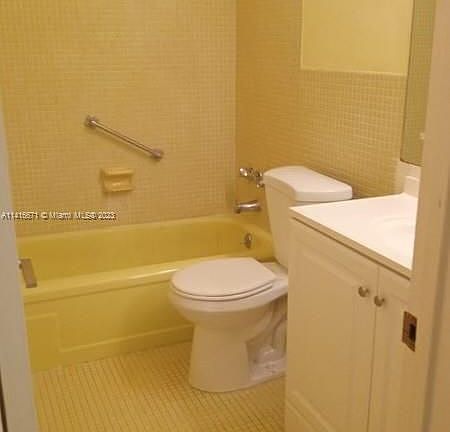 5th image of 16801 NE 14th Ave APT 109