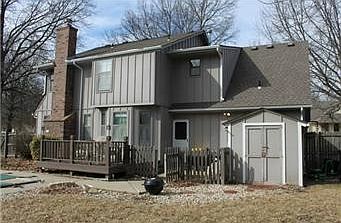 2nd image of 2829 S Sweet Briar Dr