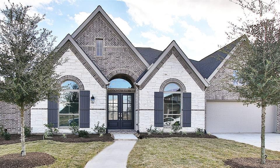 1st image of 28919 Dewberry Arbor Ct