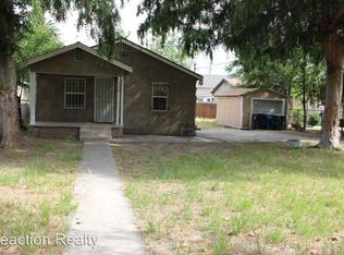 128 W 11th St, San Bernardino, CA 92410