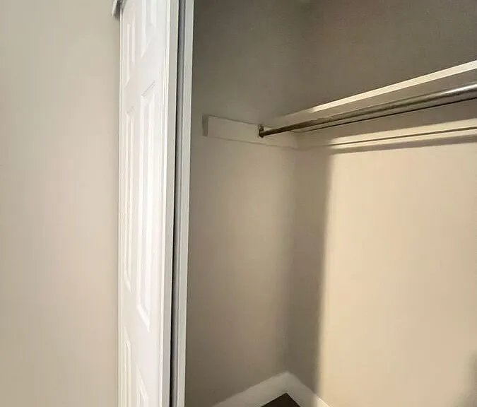 107 Ross St #E — Photo 16