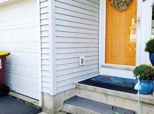 632 Minuteman Ln, Ballston Spa, NY 12020