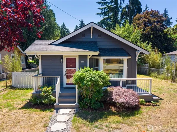 1419 S 129th Street, Burien, WA 98168