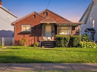 2714 Willow Ave, Niagara Falls, NY 14305