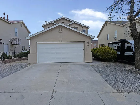 8205 Crimson Ave NW, Albuquerque, NM 87120