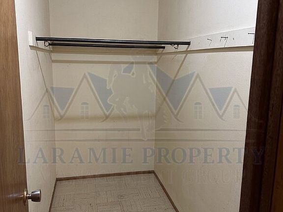 5th image of 610 S 6th St APT B