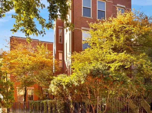 1947 W Evergreen Ave APT A, Chicago, IL 60622