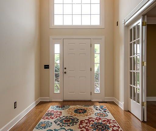 5th image of 403 Birkdale Ct