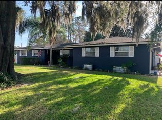 905 Montego Rd E, Jacksonville, FL 32216