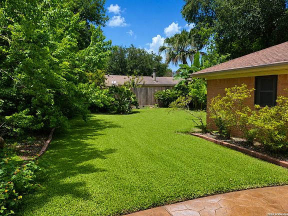 2nd image of 907 REDWAY LN