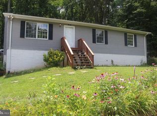 110 Long View Rd, Linden, VA 22642