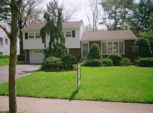 17 Edgemont Rd, Glen Rock, NJ 07452