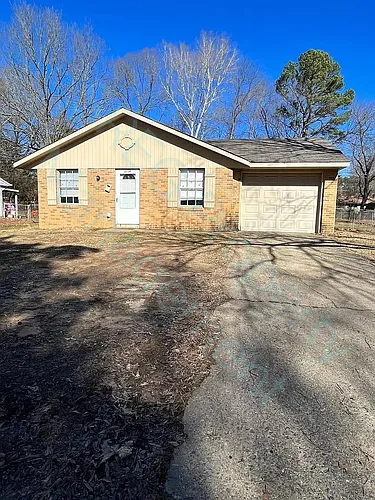 2114 Broadview Ave Photo 1