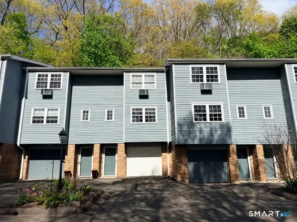 250 Summer Street #19F, Southington, CT 06479