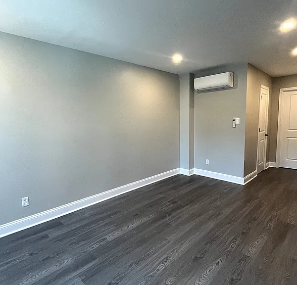 1738 Wolf St #1 — Photo 4