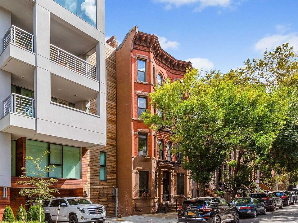 1st image of 279 1st St APT 3A