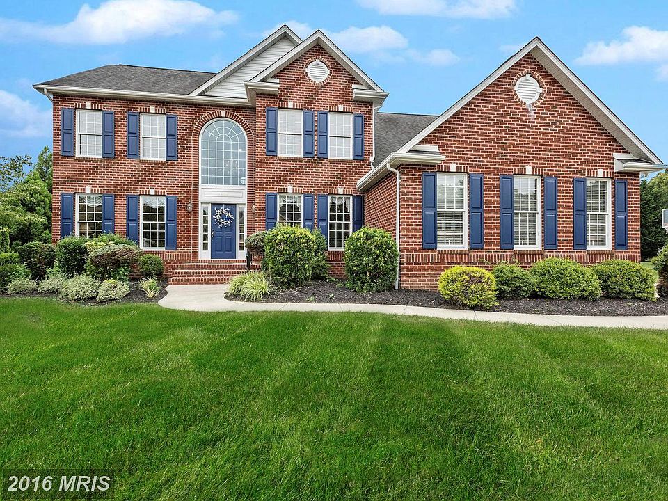 1st image of 1208 W Blue Bird Ct