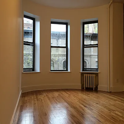 Rented by Upton Realty Group | media 29