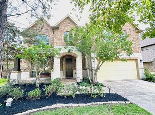 35 N Wheatleigh Dr, Tomball, TX 77375