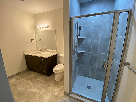 5th image of 22253 Michigan Ave #205