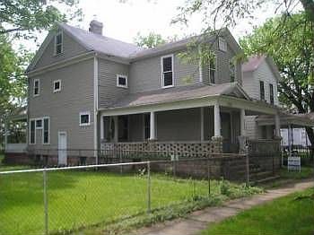 2nd image of 336 Broadway St