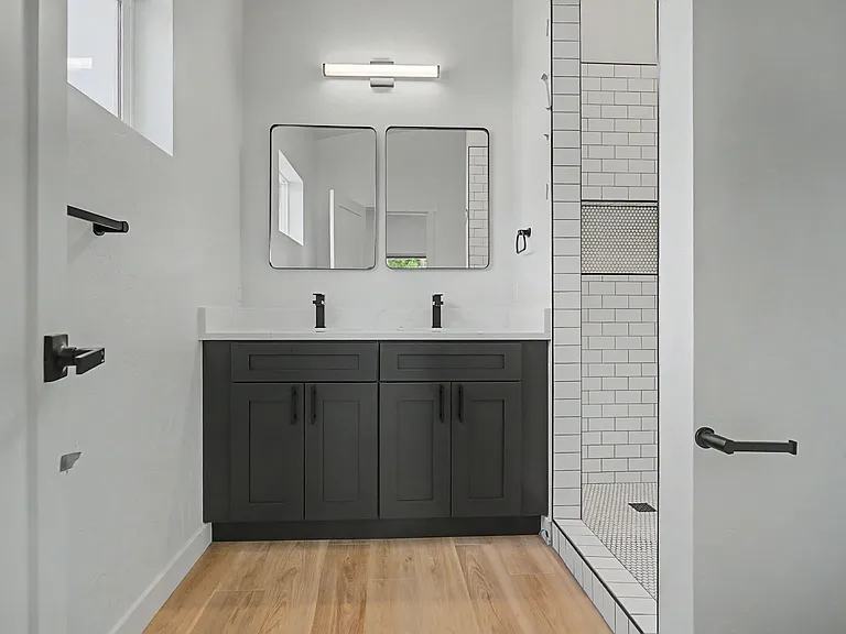 1102 Chipeta Ave — Photo 10