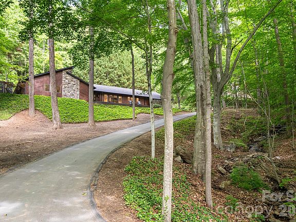 2nd image of 144 Sondley Pkwy