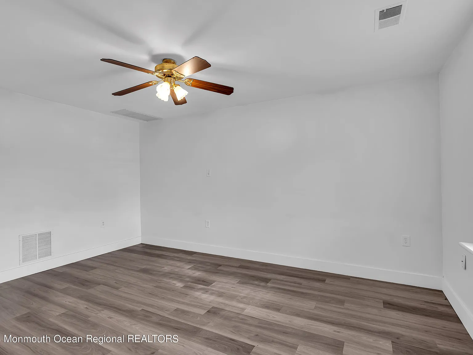 2 bed, 1.5 bath, 1088 sqft, $2,450 — Photo 4