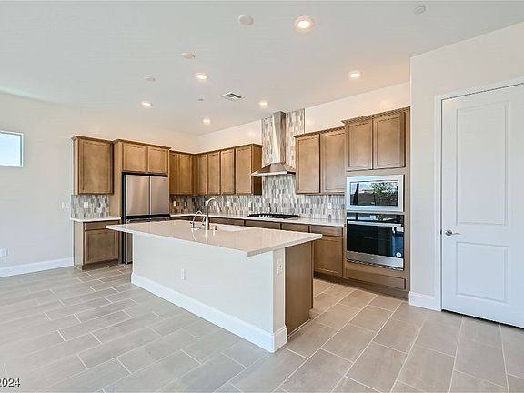 2nd image of 9961 Ruby Rose Ave