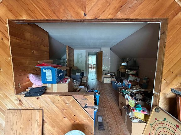 4th image of 2416 Robinwood Dr