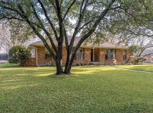 1712 Cornwall Ln, Sachse, TX 75048