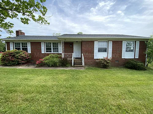 1804 Sherwood Dr Photo 1