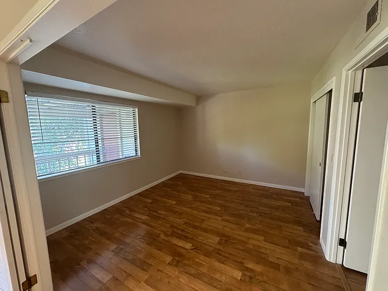 5465 Cribari Grn — Photo 5