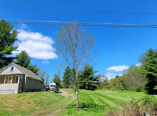 179 Phillips Rd, Valley Falls, NY 12185