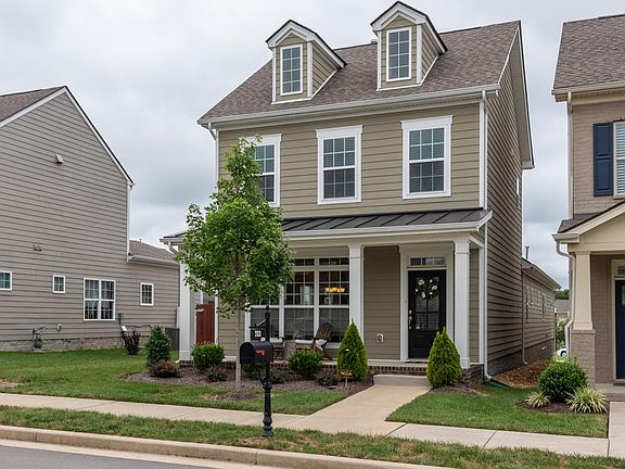 2nd image of 753 Westcott Ln