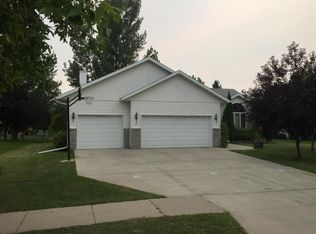 2602 39th Ave S, Fargo, ND 58104
