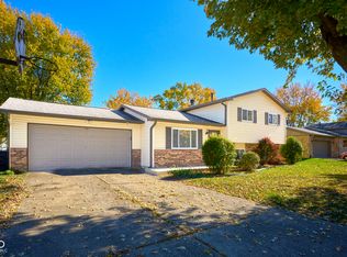 1165 Apple Valley Rd, Greenwood, IN 46142