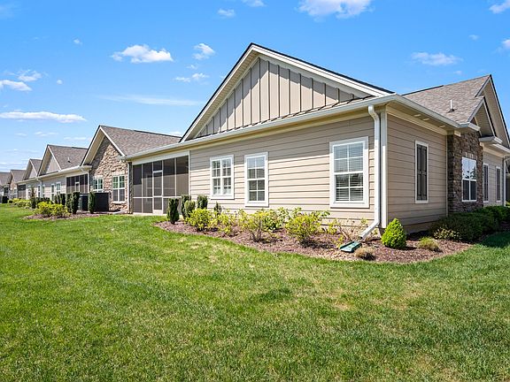 3rd image of 2415 Stonecenter Ln