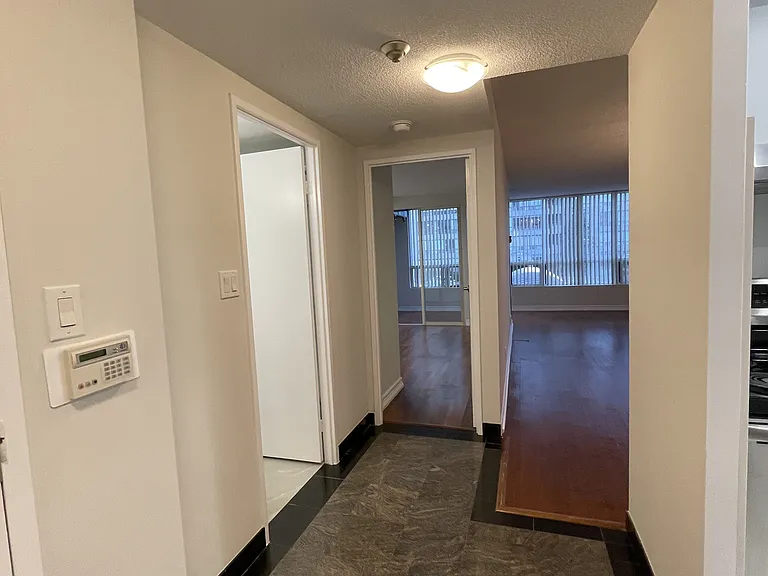 5785 Yonge St #207 — Photo 3