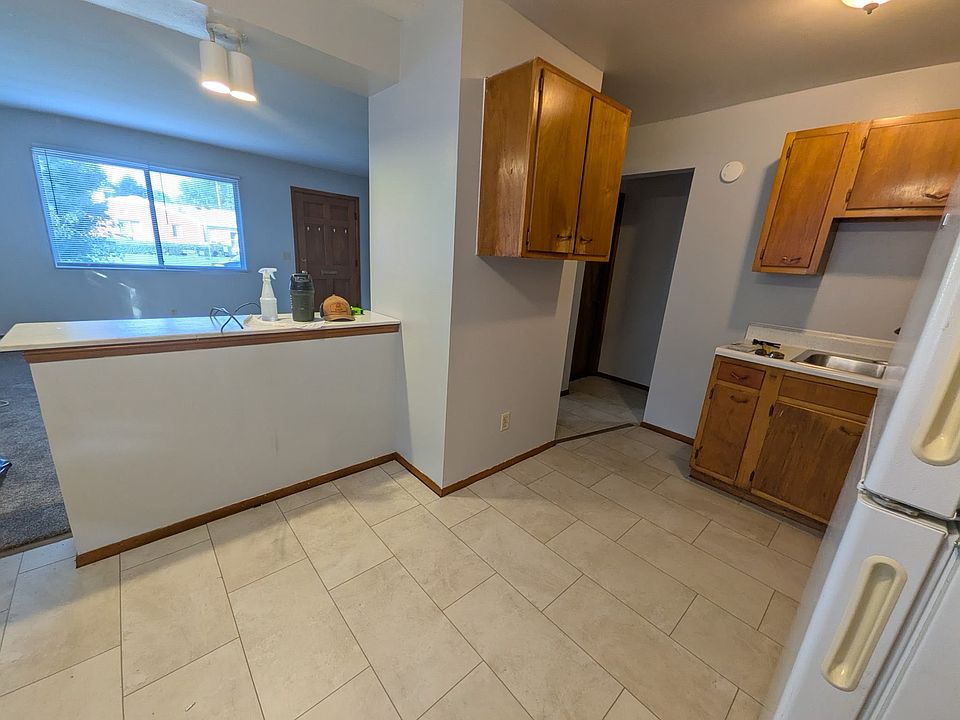 Kitchen and bar