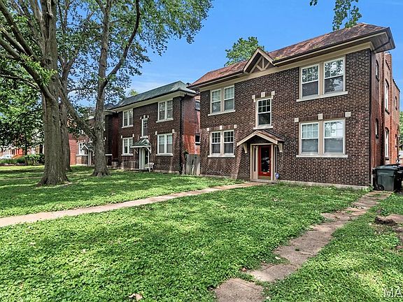 4th image of 4955 Magnolia Ave