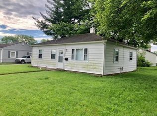 102 Fitchland Dr, Fairborn, OH 45324