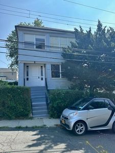 174 Hillside Avenue, Yonkers, NY, 10703